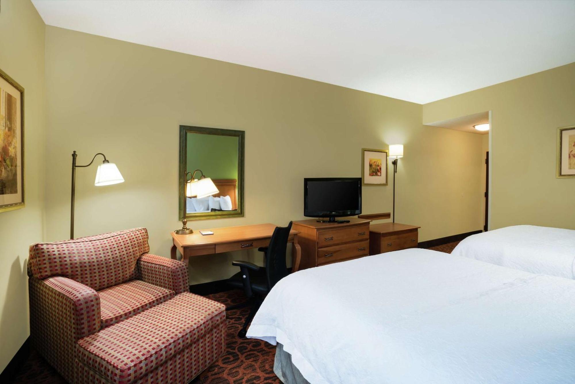 Hampton Inn Bardstown Exteriör bild