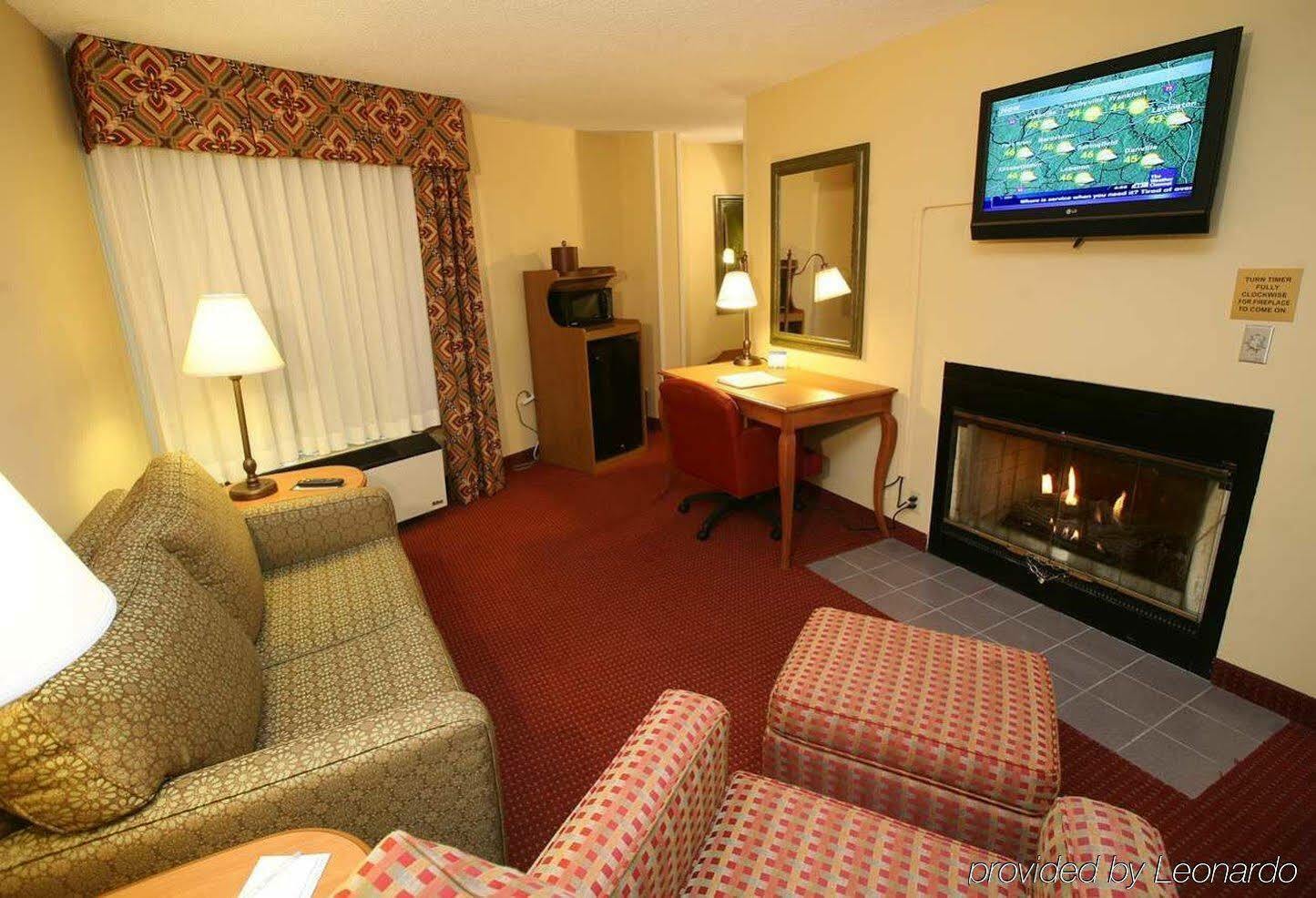 Hampton Inn Bardstown Exteriör bild
